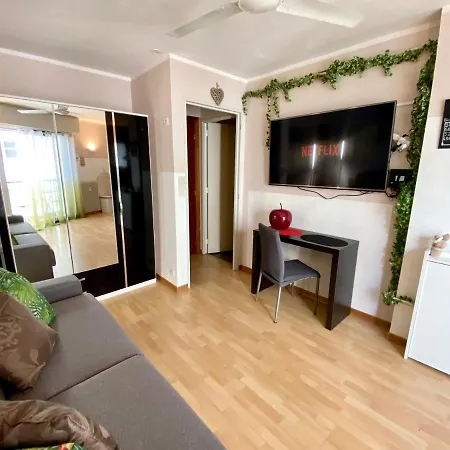 Apartment Le Nouveau Port By Scls Locations